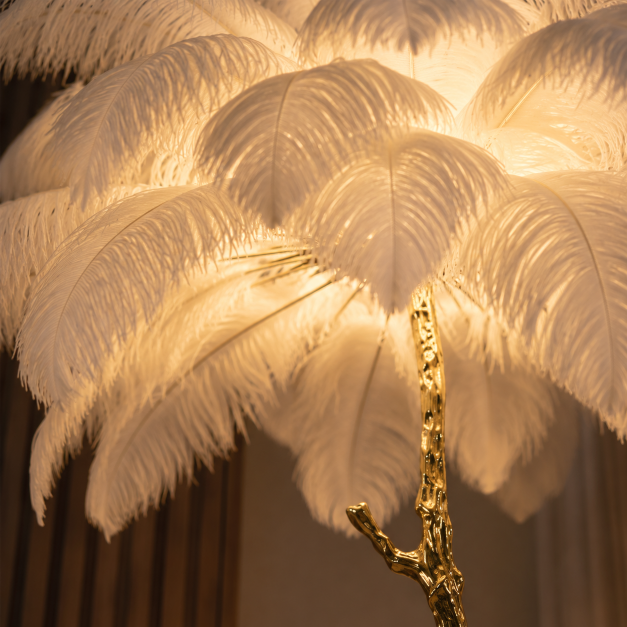 Wrenna Feather Floor Lamp | Ostrich Feather